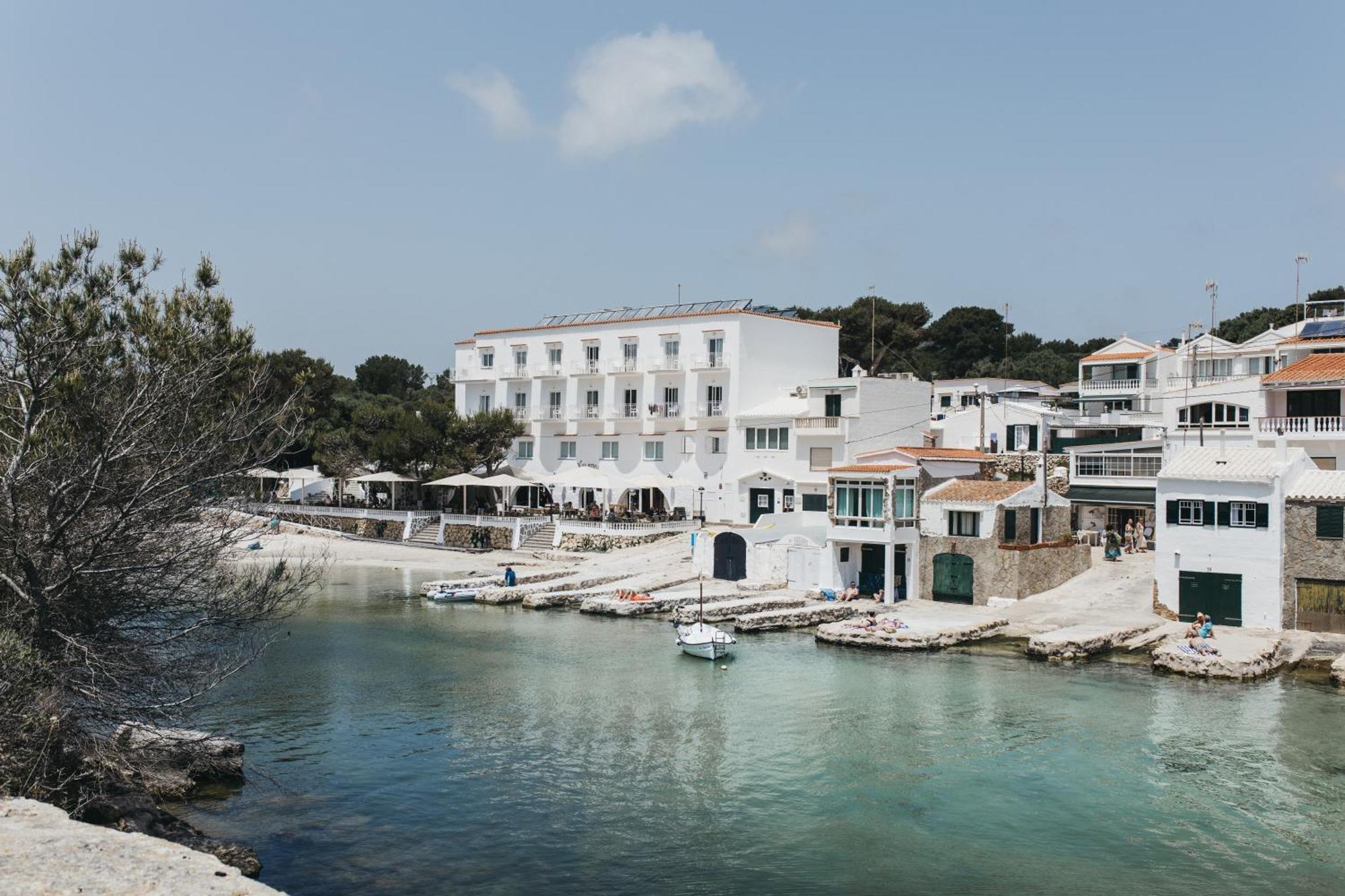 Hostal Xuroy Cala Alcaufar Εξωτερικό φωτογραφία