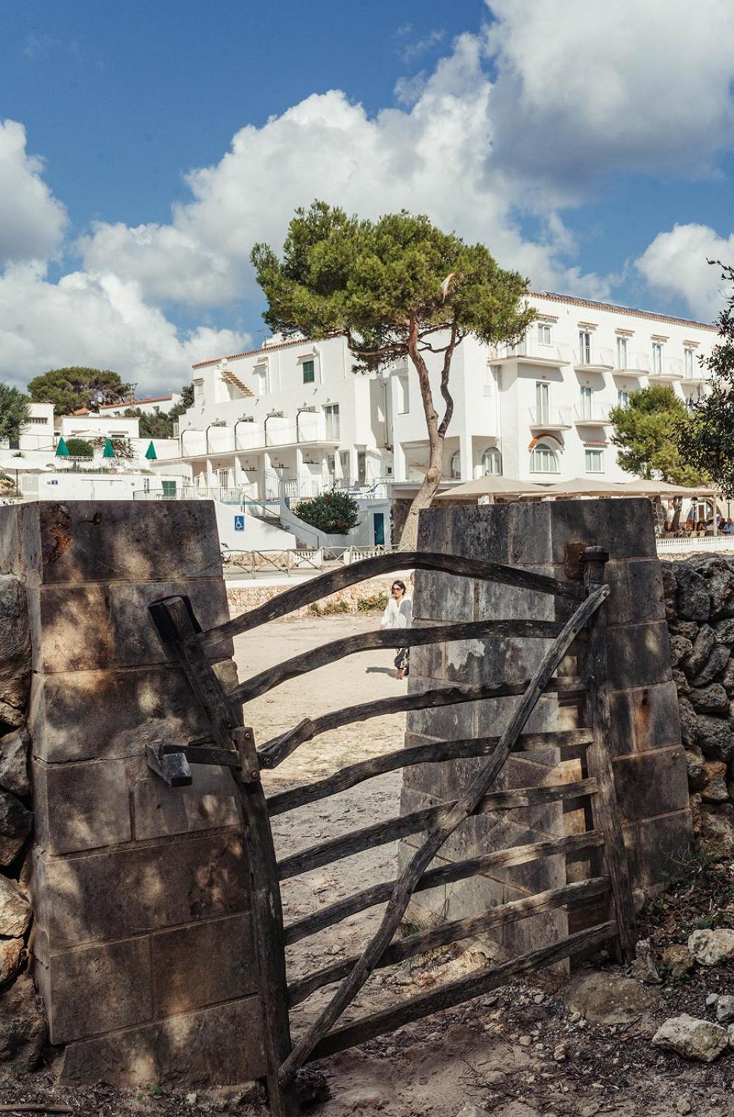Hostal Xuroy Cala Alcaufar Εξωτερικό φωτογραφία