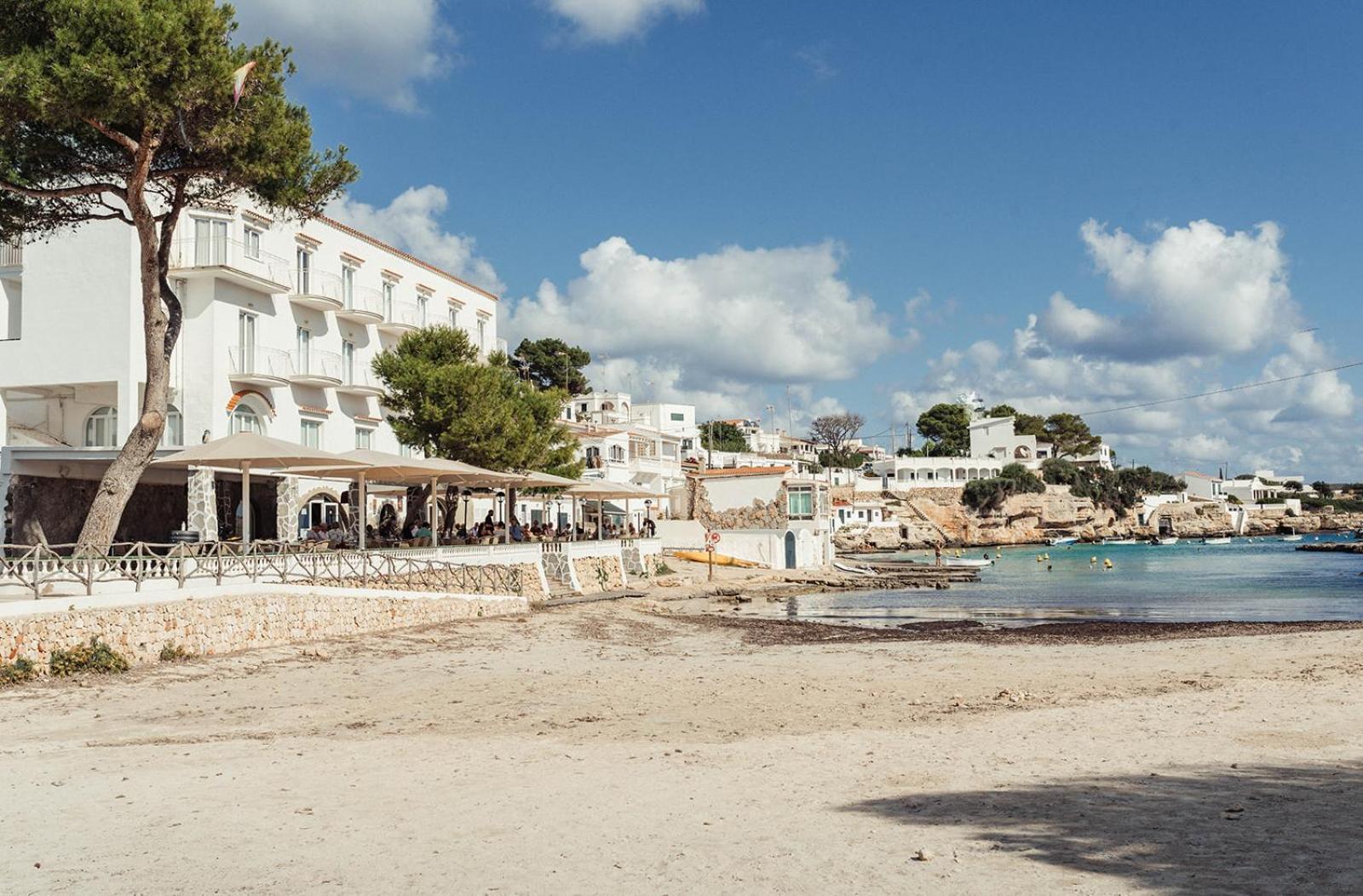 Hostal Xuroy Cala Alcaufar Εξωτερικό φωτογραφία