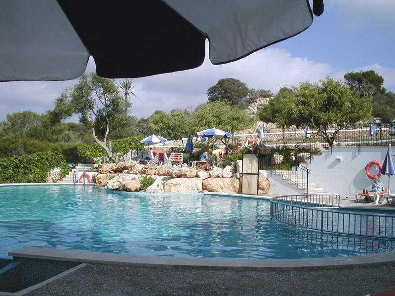 Hostal Xuroy Cala Alcaufar Εξωτερικό φωτογραφία